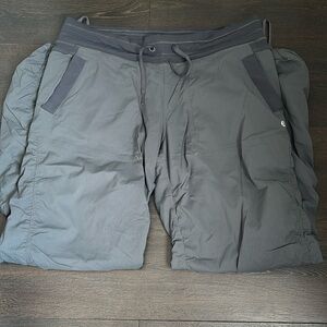 LULULEMON GREY DANCE STUDIO PANT. SIZE 12.